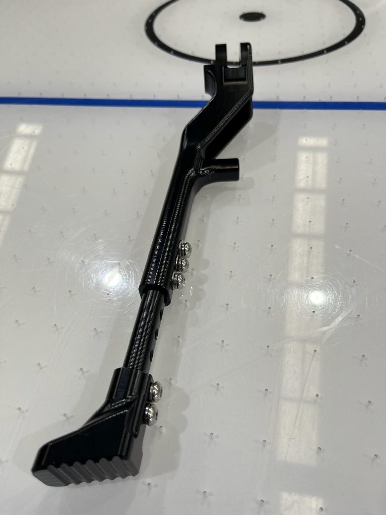 Ultra Bee Kickstand