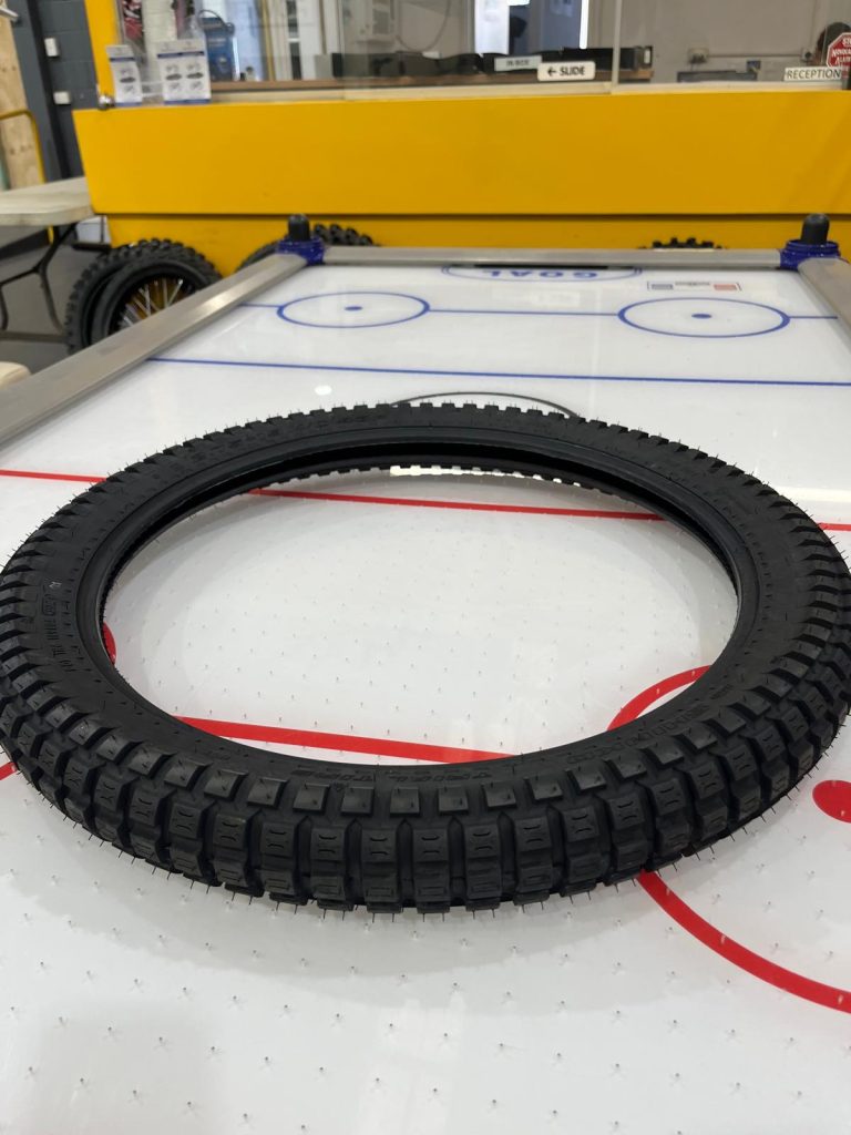 Shinko 241 Tyre